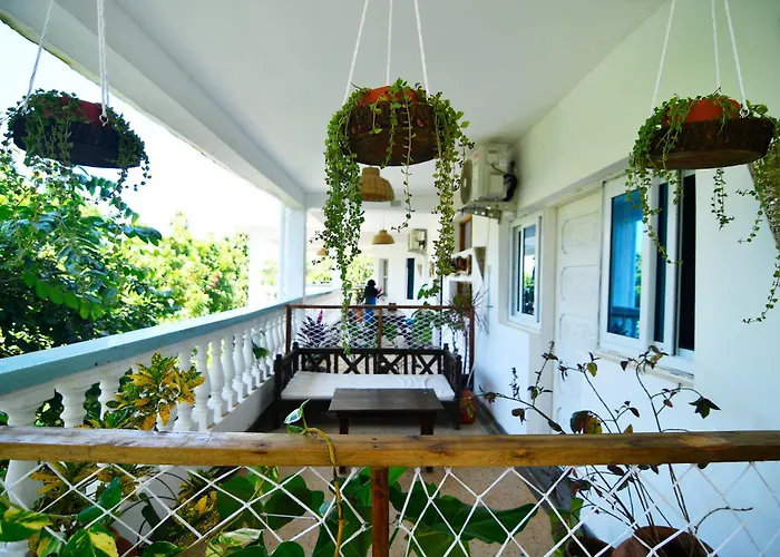 Beach hotel: Tulia House Backpackers
